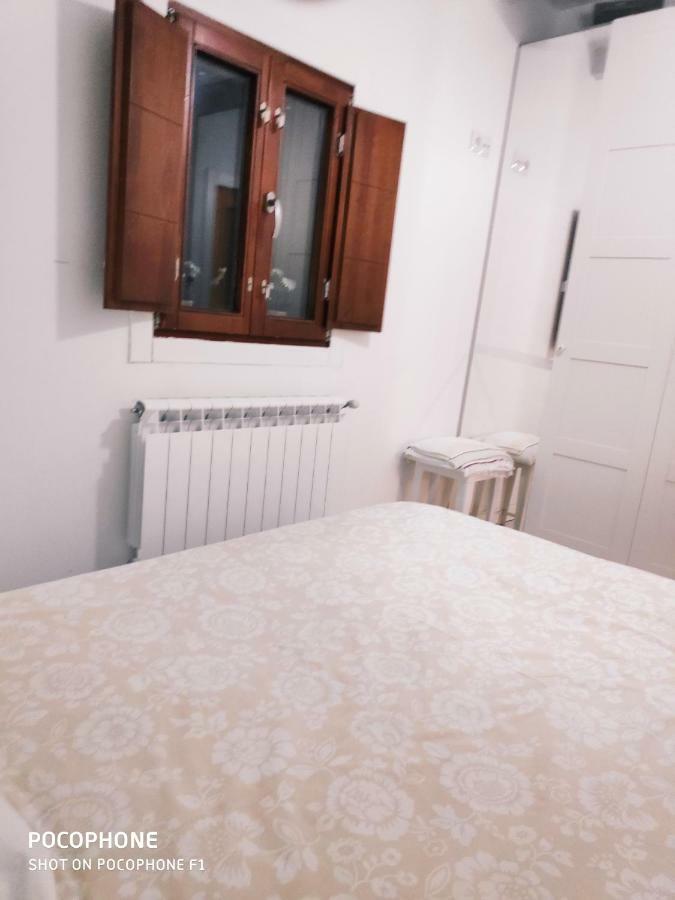 Apartamento Sayly Бургос Екстер'єр фото